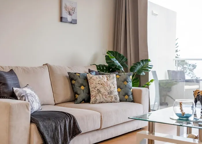 Sunflower By Homie * Caniço