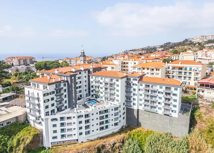 Sunflower By Homie * Canico (Madeira)