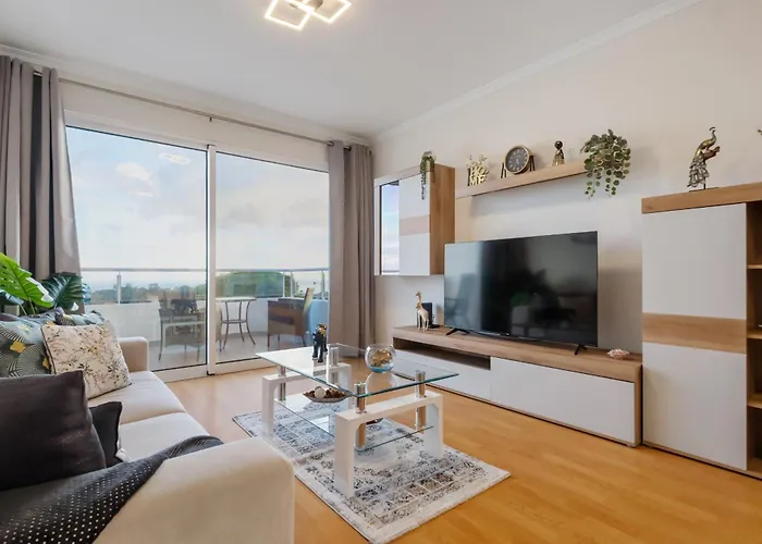 Apartment Sunflower By Homie *